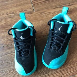 Air Jordan Retro 12 Gamma